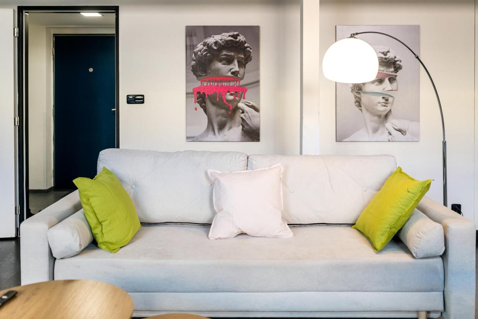 Apartments With Large Balcony, Parking براغ المظهر الخارجي الصورة